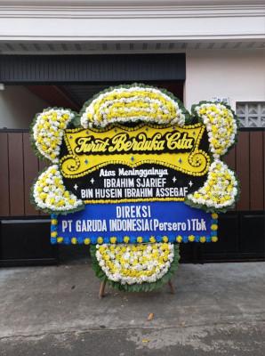 Papan Bunga Duka di Batang Alai Utara